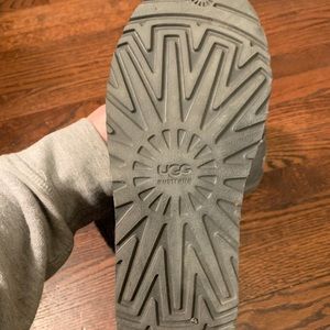 Gray (with silver accents )classic cardy boots with buttons.